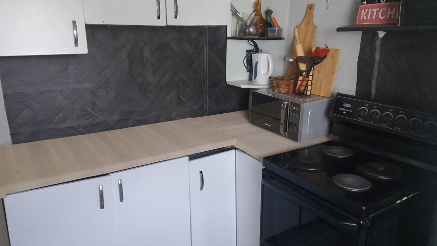 2 Bedroom Property for Sale in Bonteheuwel Western Cape